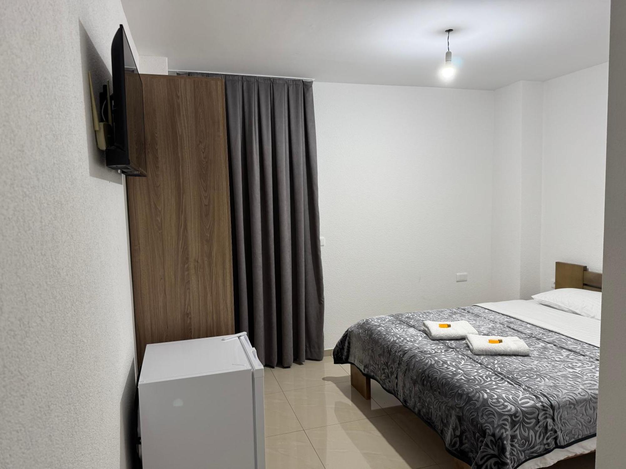 Hotel Majestic Struga Exterior photo